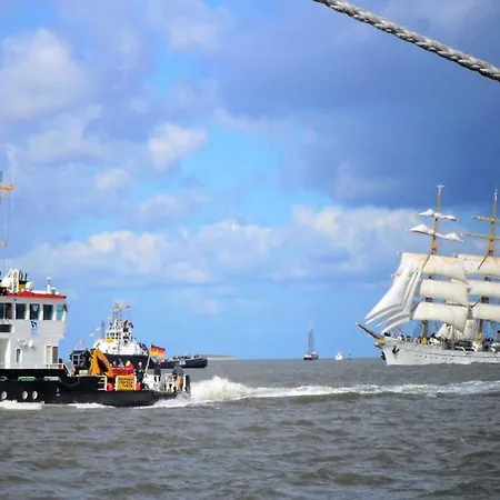 Meerblick Aus Allen Raeumen - De Tampen * Dorumer Neufeld