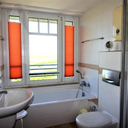 Meerblick Aus Allen Raeumen - De Tampen * Dorumer Neufeld